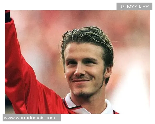 足球明星贝壳鲍姆的传奇人生与绿茵场上的辉煌成就解析